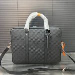 Louisvuitton 路易威登 Lv 牛皮压花公文包 男包 电脑包 手提包 经典百搭 实物拍摄 高端品质 配送防尘袋 28 X 38 Cm。