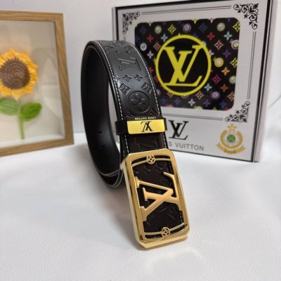 品名：Lv..路易..威登 材质：原单牛皮腰带 百分百头层牛皮腰带保证真皮，24K纯钢扣，专柜原单品质、做工精细，时尚大牌，送人自用首选 包装：
