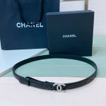Chanel 24C 字母腰带 软硬适中的小羊皮 春夏搭配好帮手 一年四季最不可缺少的搭配神器 穿裙子西装搭它简直不要太高级 2.0Cm精品