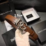 特P200 Dg 杜嘉班纳 ，宽3.5Cm 新款 小牛皮腰带，简约配饰，缀以钯色电镀金属 Dg 徽标搭扣
