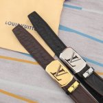 品名：Lv..路易..威登原单 材质：原单牛皮腰带 百分百头层牛皮腰带保证真皮，24K纯钢扣，专柜原单品质、做工精细，时尚大牌，送人自用首选 包