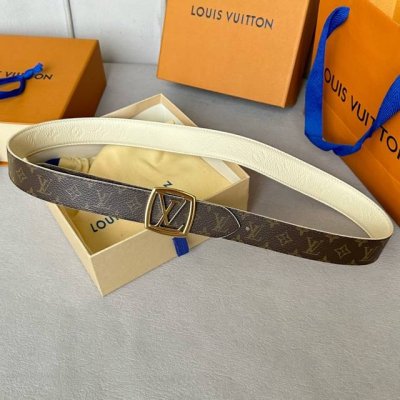 特 P180 寬：30Mm 女士經典頂級休閒腰帶 寬度30毫米這款永恆優雅飾有帆布的造型設計 原版小荔枝紋牛皮底 搭配最新掛扣 雙面用 多色選 任意搭配