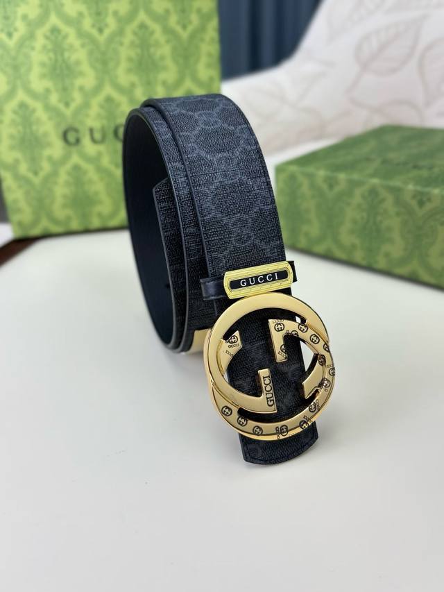 高端品质，实物拍摄 批￥ 配全套图中包装 品牌：Gucci双面可用挂扣 扣头材质：100%双色纯铜扣 带身材质正面：38Mm宽度原版专用印花革料配头层牛皮腰带专